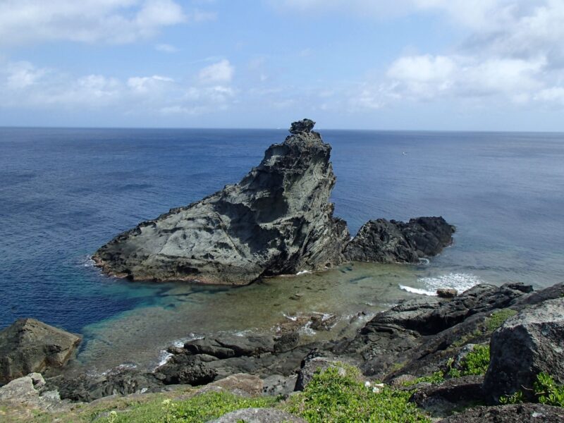 御神崎の岩