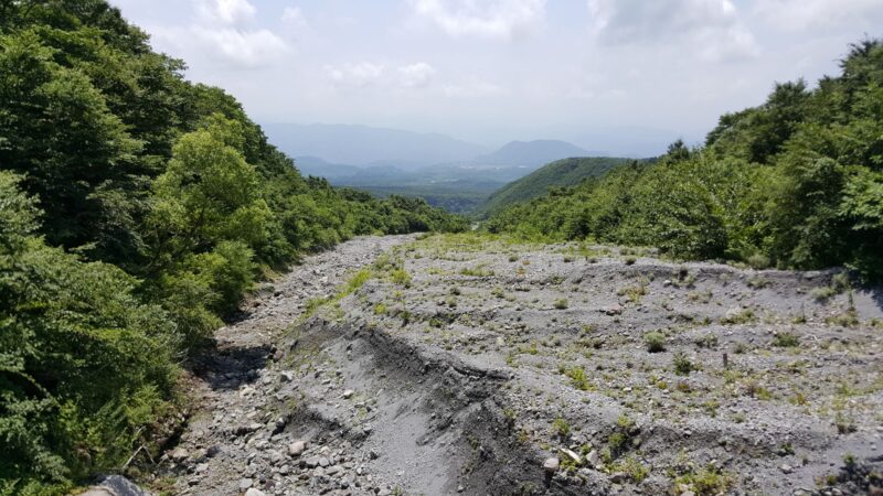 大山の枯れ沢