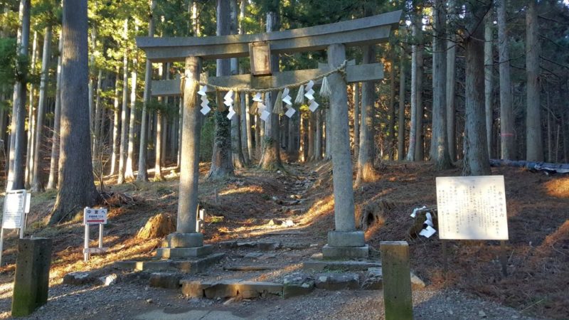 太白山の鳥居