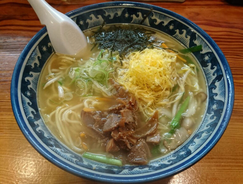 鳥しんの鶏飯ラーメン