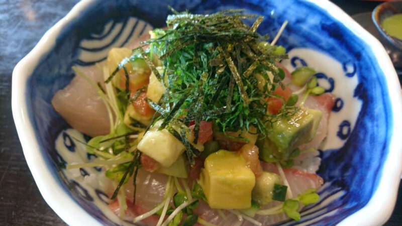 桜島の極上カンパチ丼