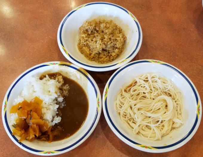 ステーキガストのご飯とカレー