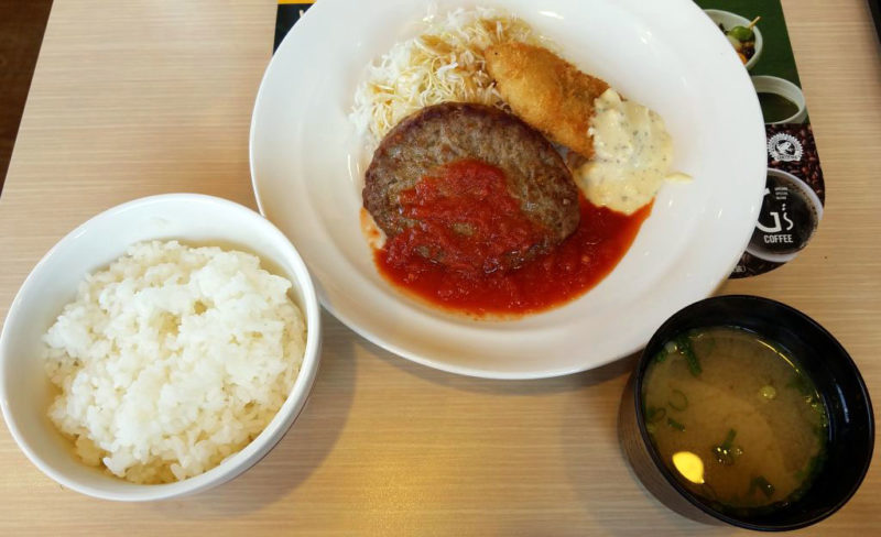 味噌汁版の水曜日替わりランチ